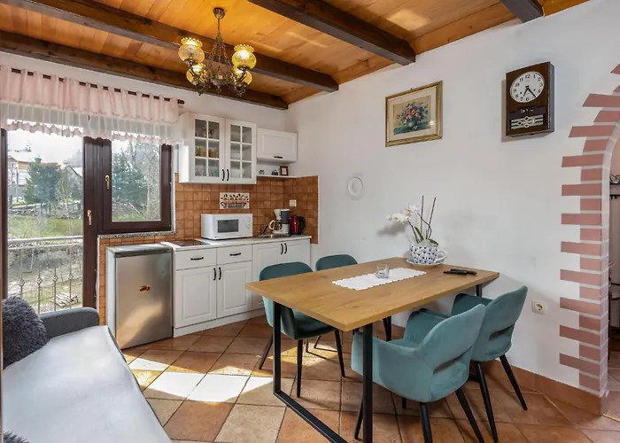 Ferienhaus In With Kitchen